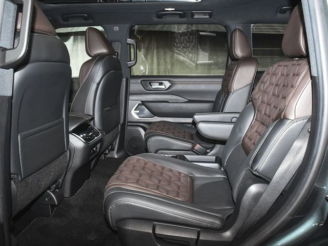 2025 Nissan Armada Platinum Reserve - 23009345 - 51