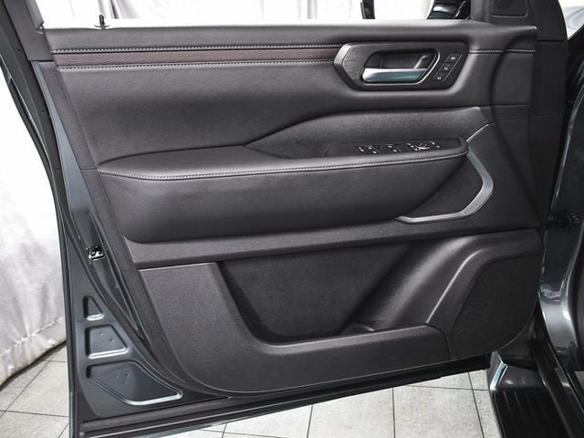 2025 Nissan Armada Platinum Reserve - 23009345 - 8