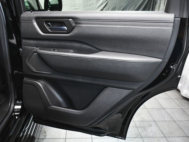 2025 Nissan Armada SV - 23071451 - 11
