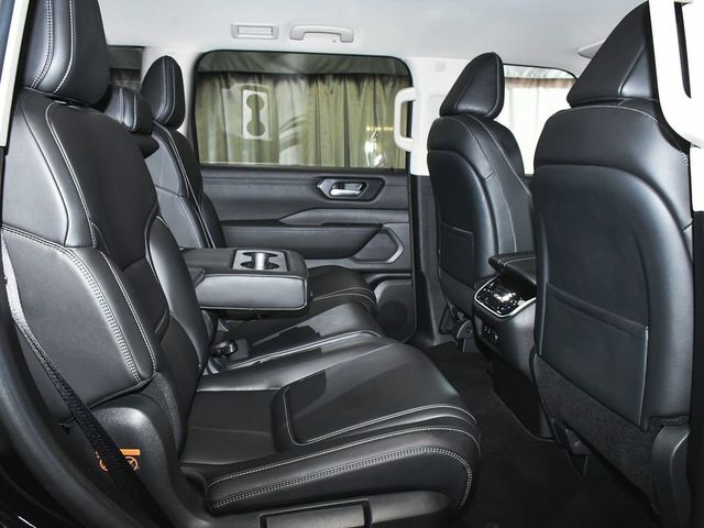 2025 Nissan Armada SV - 23071451 - 41