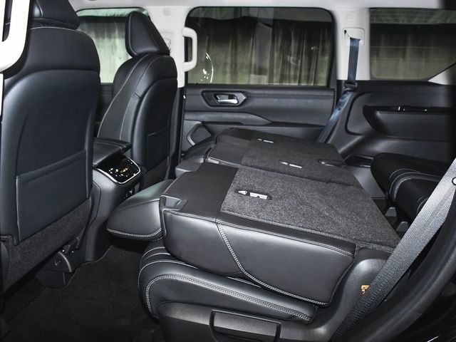 2025 Nissan Armada SV - 23071451 - 43