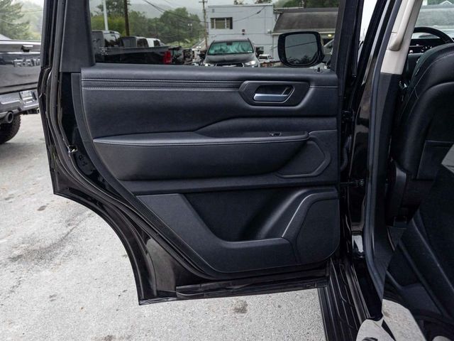2025 Nissan Armada SV - 23078054 - 13
