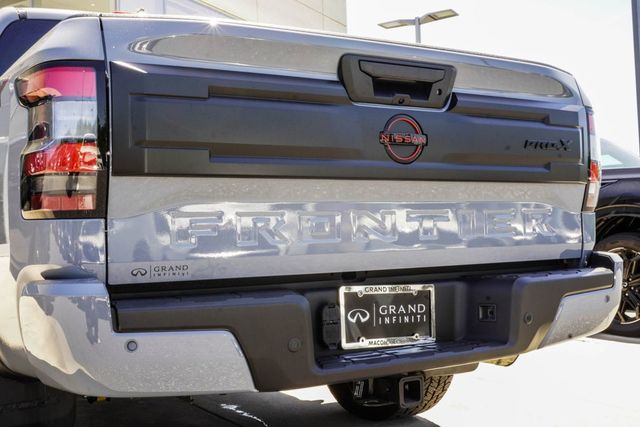 2025 Nissan Frontier Crew Cab 4x2 PRO-X - 23024146 - 12