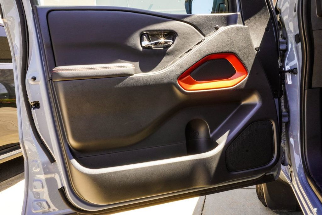 Nissan Frontier photo 20