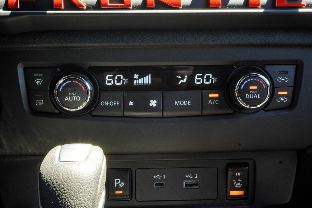 Nissan Frontier photo 25