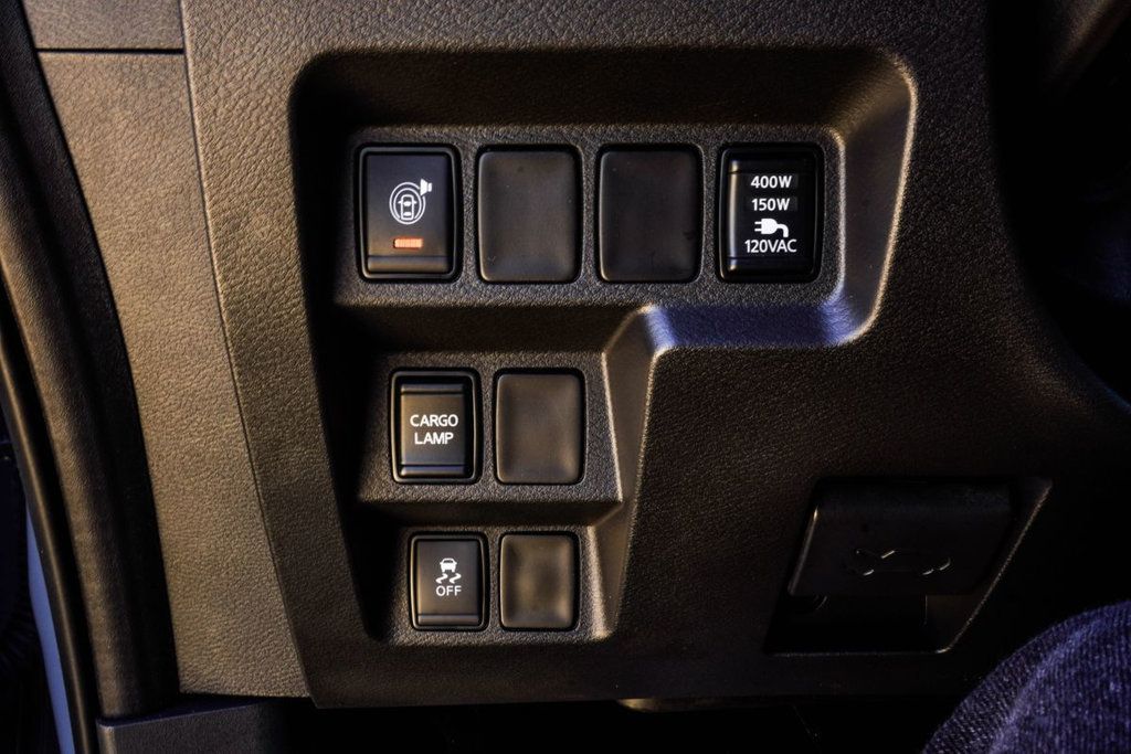 Nissan Frontier photo 34