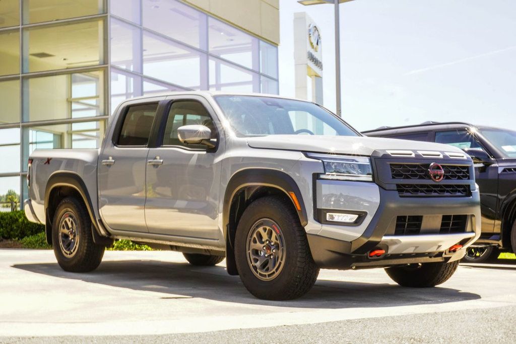 Nissan Frontier photo 4