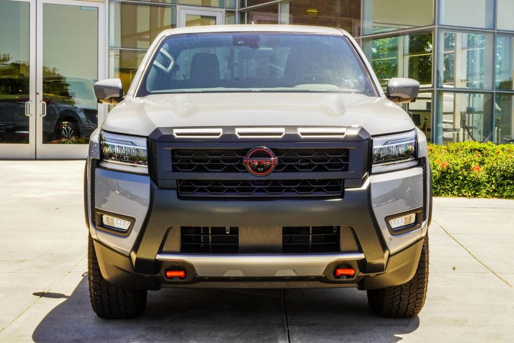 Nissan Frontier photo 7