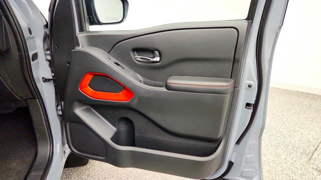 2025 Nissan Frontier Crew Cab 4x2 PRO-X w/ Drop-In Bed Liner & Bumper Step - 23094200 - 24