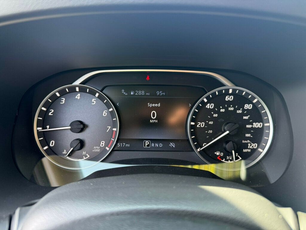 2025 Nissan Frontier Crew Cab SV photo 4