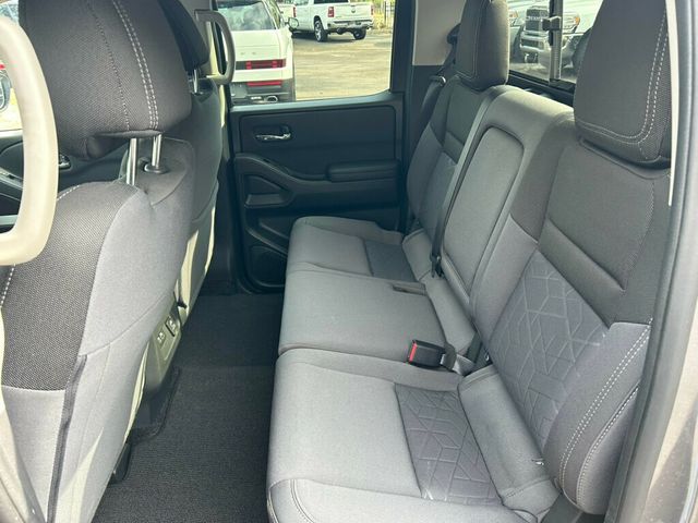 2025 Nissan Frontier Crew Cab 4x2 SV - 23021609 - 6