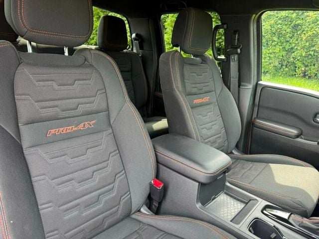 2025 Nissan Frontier Crew Cab 4x4 PRO-4X - 23063103 - 17