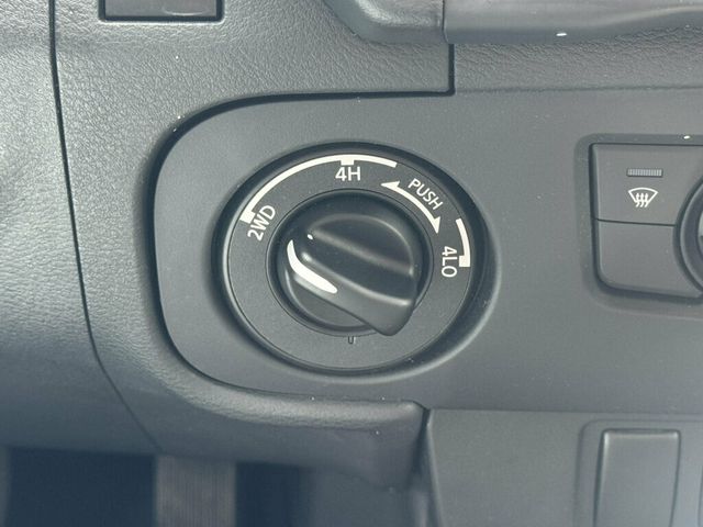2025 Nissan Frontier Crew Cab 4x4 PRO-4X - 23063103 - 28