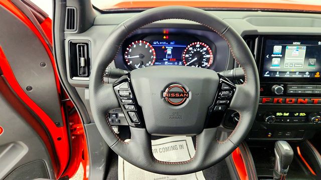 2025 Nissan Frontier Crew Cab 4x4 PRO-4X - 23000628 - 11