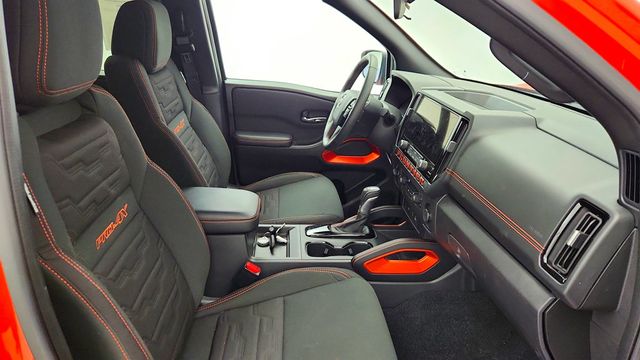 2025 Nissan Frontier Crew Cab 4x4 PRO-4X - 23000628 - 21