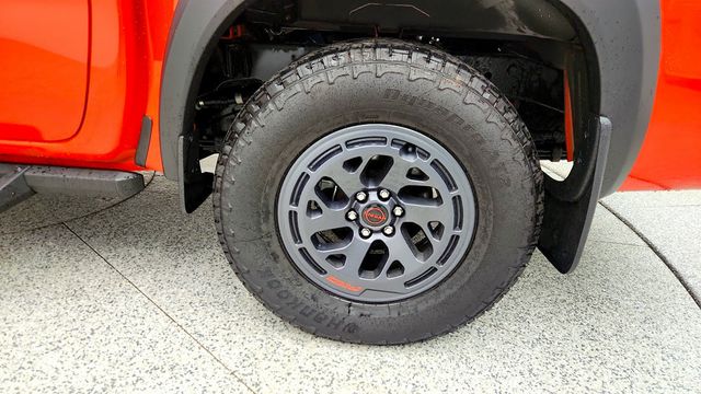 2025 Nissan Frontier Crew Cab 4x4 PRO-4X - 23000628 - 8