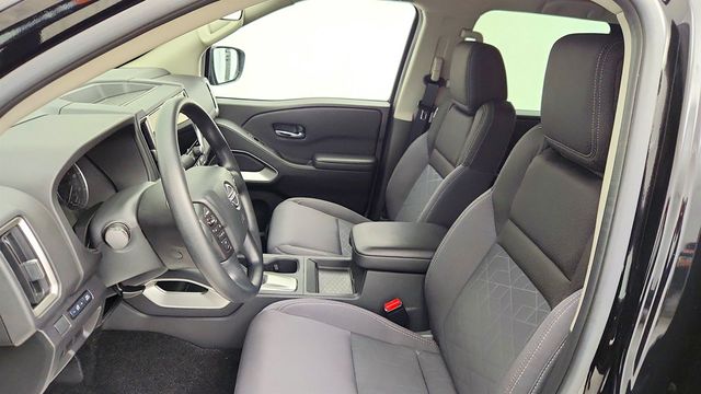 2025 Nissan Frontier Crew Cab 4x4 SV - 23010098 - 18