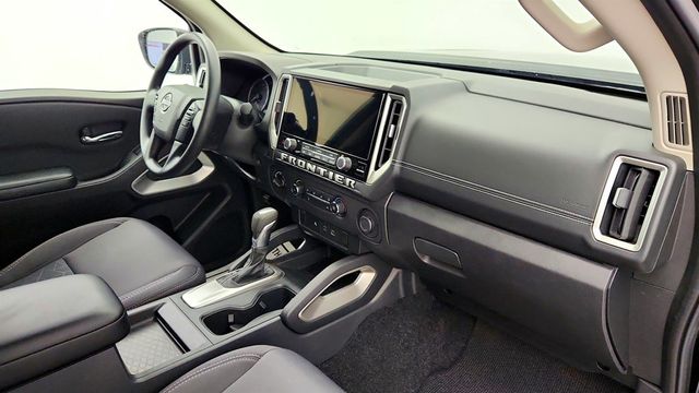 2025 Nissan Frontier Crew Cab 4x4 SV - 23010098 - 23
