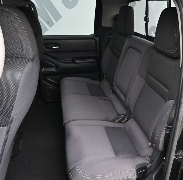 2025 Nissan Frontier Crew Cab SV - 23045702 - 16