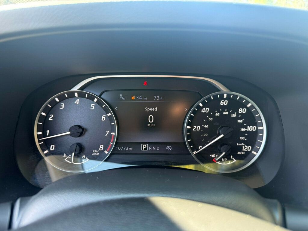 2025 Nissan Frontier King Cab SV photo 4