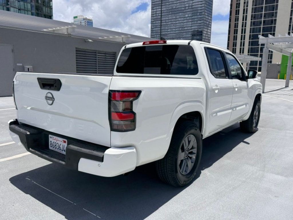 2025 Nissan Frontier SV Crew Cab, 1-Owner, V6, Ultra Low Mileage! 4x2 - 23032852 - 15