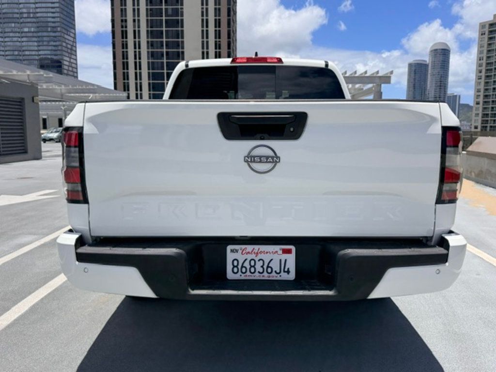 2025 Nissan Frontier SV Crew Cab, 1-Owner, V6, Ultra Low Mileage! 4x2 - 23032852 - 17