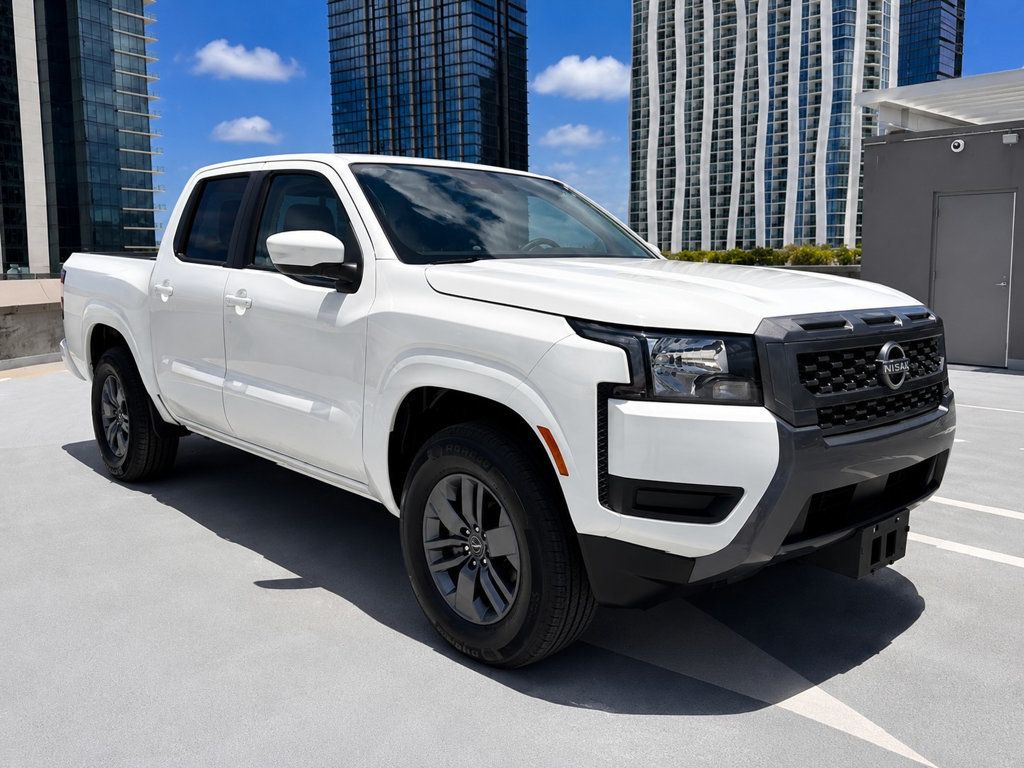 2025 Nissan Frontier SV Crew Cab, 1-Owner, V6, Ultra Low Mileage! 4x2 - 23032852 - 1