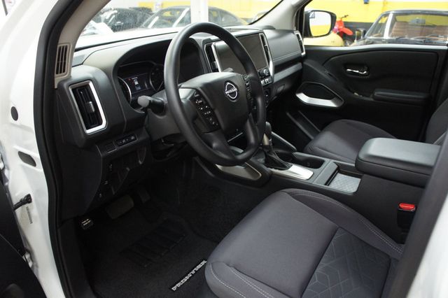 2025 Nissan Frontier SV Crew Cab, 1-Owner, V6, Ultra Low Mileage! 4x2 - 23032852 - 22