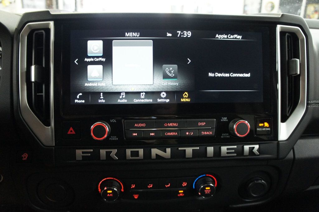 2025 Nissan Frontier SV Crew Cab, 1-Owner, V6, Ultra Low Mileage! 4x2 - 23032852 - 24