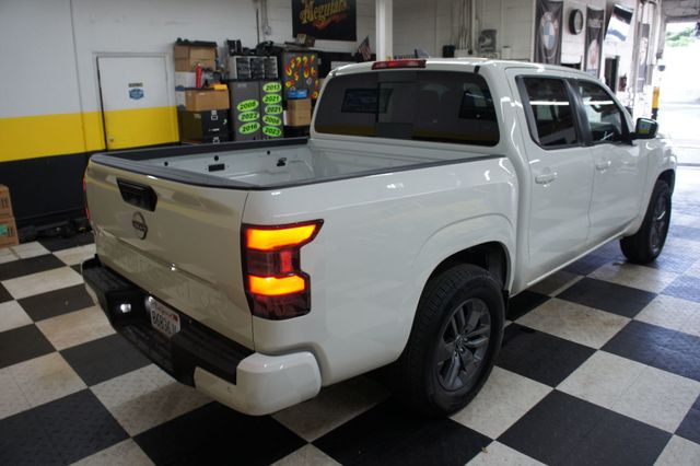 2025 Nissan Frontier SV Crew Cab, 1-Owner, V6, Ultra Low Mileage! 4x2 - 23032852 - 30