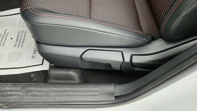 2025 Nissan Kicks  - 22949235 - 10