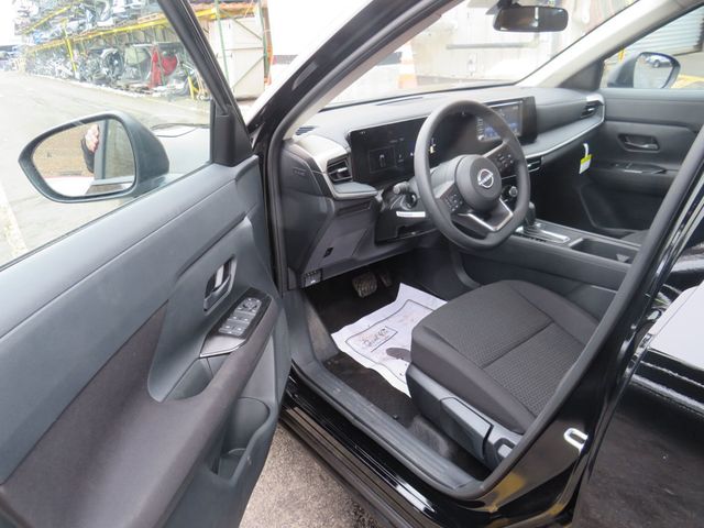 2025 Nissan Kicks S AWD - 22967586 - 11