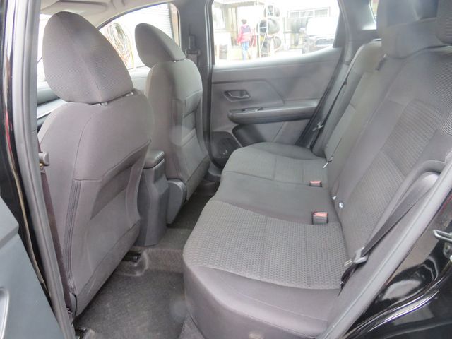 2025 Nissan Kicks S AWD - 22967586 - 12