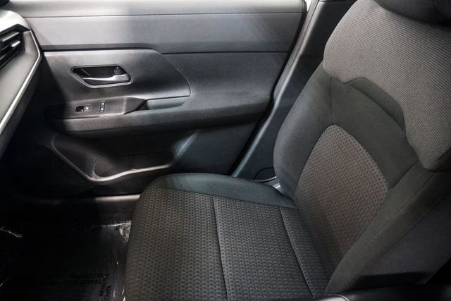 2025 Nissan Kicks S AWD - 23080494 - 32