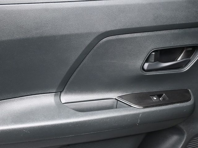 2025 Nissan Kicks S FWD - 22992685 - 9