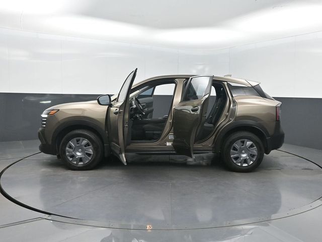 2025 Nissan Kicks S FWD - 22992685 - 33