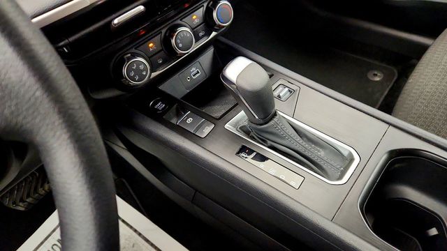 2025 Nissan Kicks S FWD - 23030498 - 14