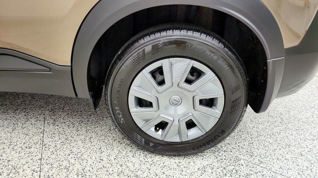 2025 Nissan Kicks S FWD - 23084950 - 8
