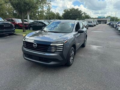 2025 Nissan Kicks