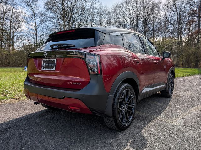 2025 Nissan Kicks SR AWD
