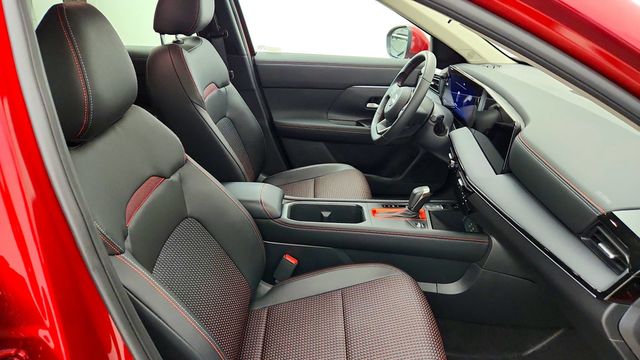 2025 Nissan Kicks SR AWD - 23100323 - 21