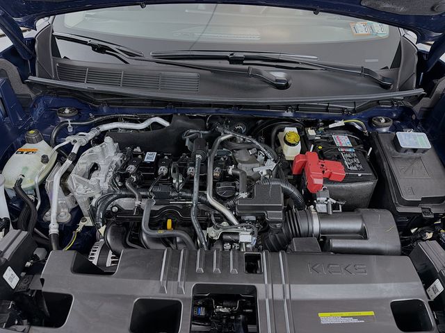 2025 Nissan Kicks SR AWD - 22977927 - 31