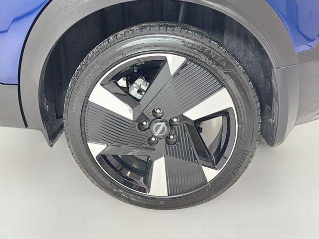 2025 Nissan Kicks SR AWD - 22977927 - 32