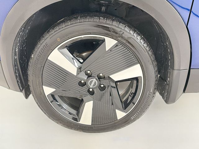 2025 Nissan Kicks SR AWD - 22977927 - 33