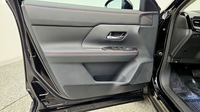 2025 Nissan Kicks SR AWD - 23094270 - 10