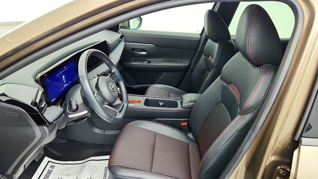 2025 Nissan Kicks SR AWD w/ Illumination Pkg & Electronics Pkg - 23073898 - 17