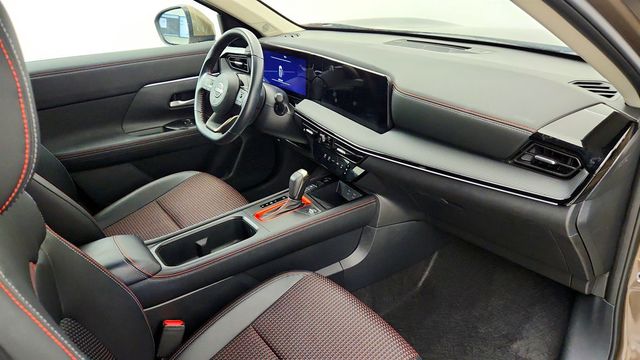 2025 Nissan Kicks SR AWD w/ Illumination Pkg & Electronics Pkg - 23073898 - 22