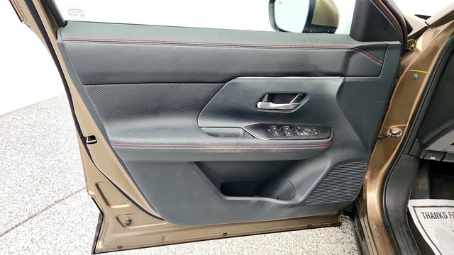 2025 Nissan Kicks SR AWD w/ Premium Package & 19'' Wheels - 23019086 - 10