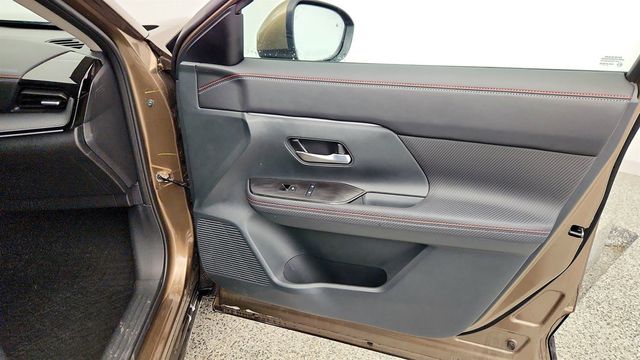 2025 Nissan Kicks SR AWD w/ Premium Package & 19'' Wheels - 23019086 - 26