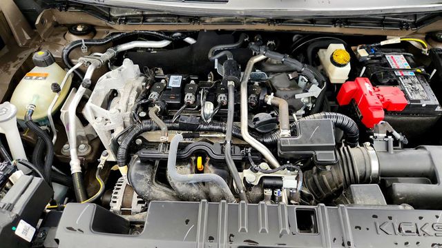 2025 Nissan Kicks SR AWD w/ Premium Package & 19'' Wheels - 23019086 - 27